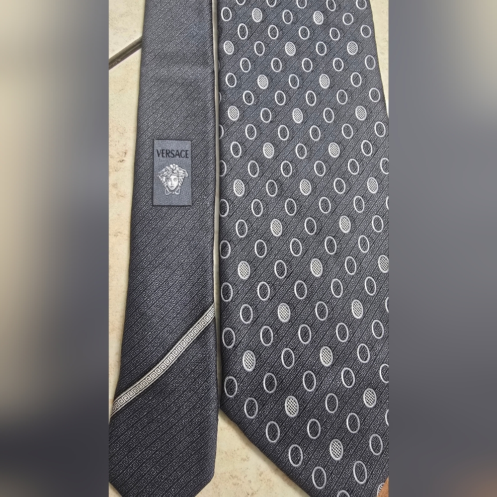 Versace Men's Black and White Patterned Scarf